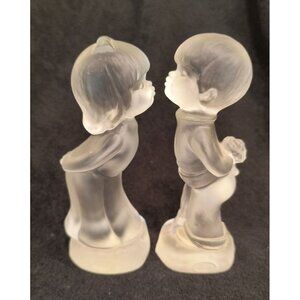 Fenton Kissing Frosted Glass Boy & Girl Figurines